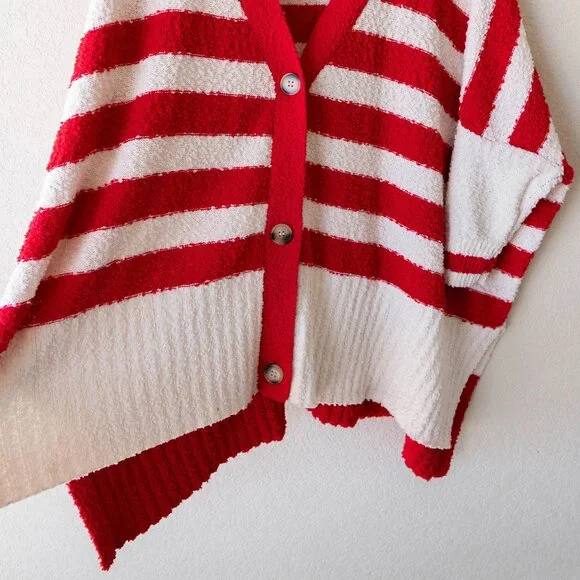 First Love Textured Striped Oversized Cardigan Sweater Small Red White Button - Picture 12 of 12